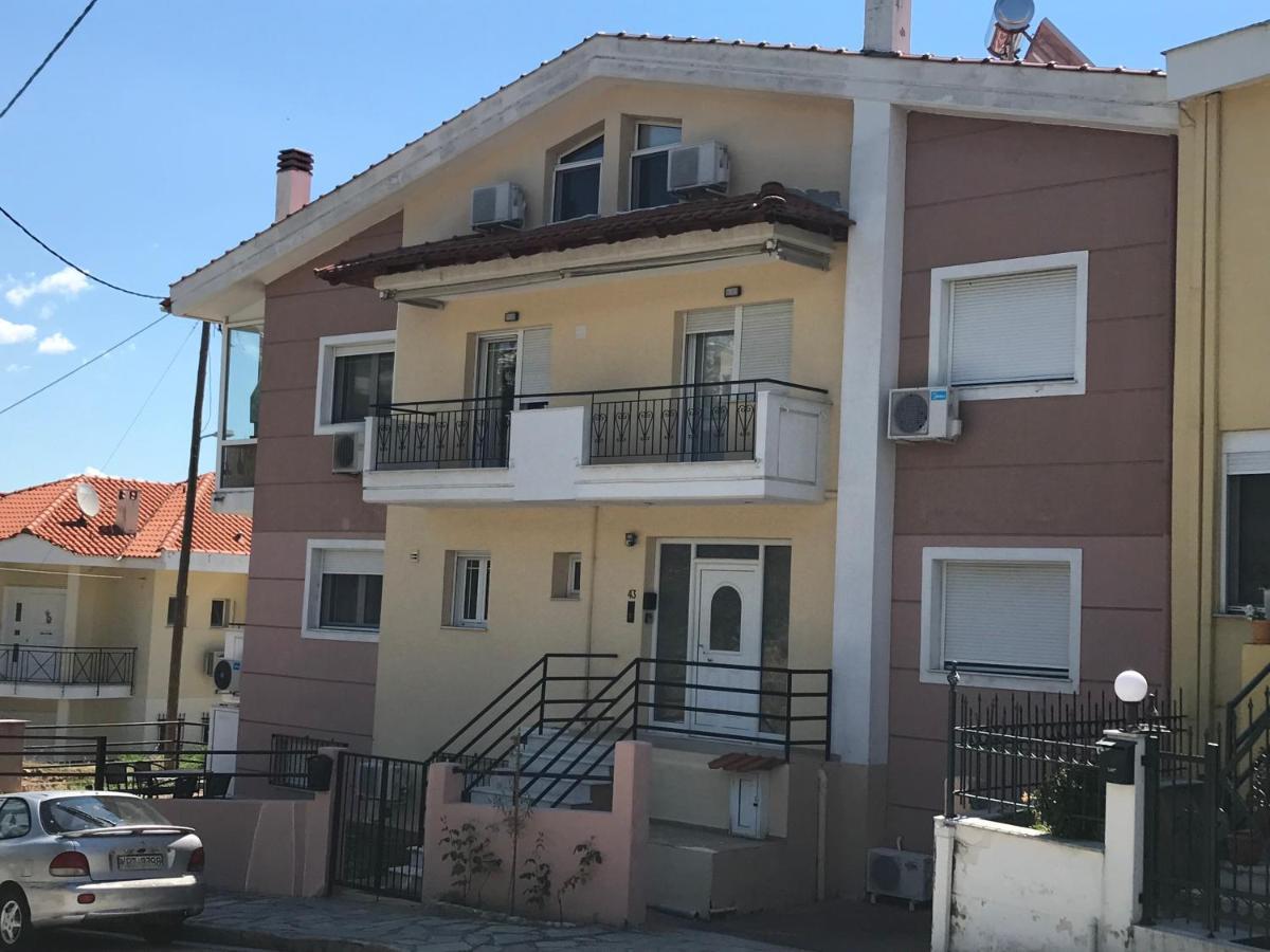 Georgia'S Cozy Rooms #3 Kavala Exterior photo